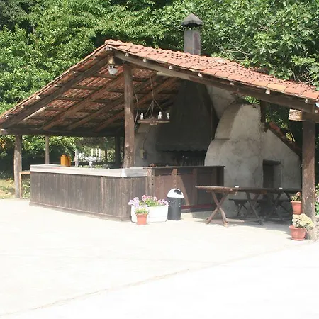 مزرعة للإقامة Cascina Del Vai *