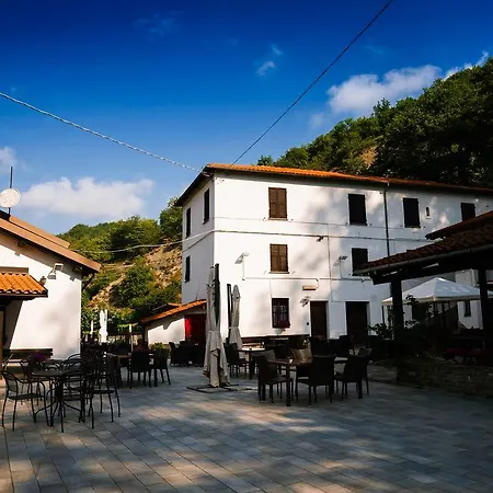 Cascina Del Vai * Кайро-Монтенотте